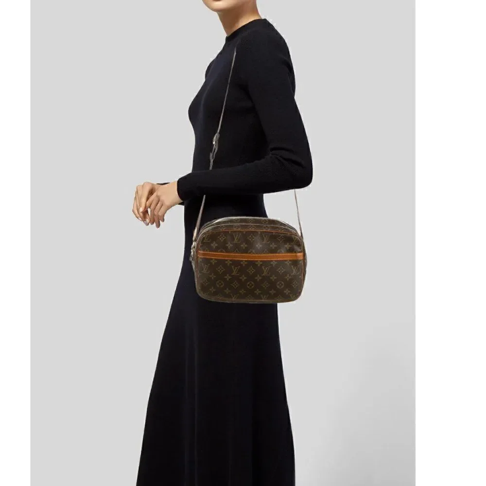 LOUIS VUITTON Monogram Reporter PM